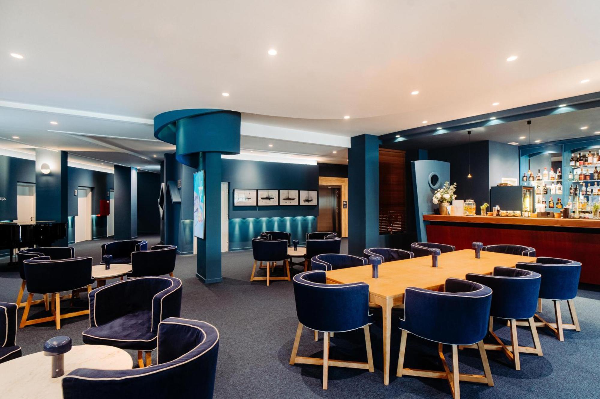 Velamar Boutique - Adults Friendly